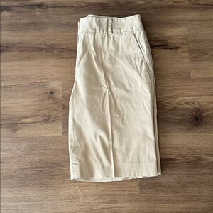 Women's Khaki Talbot Bermuda Shorts 10.5". Size 8